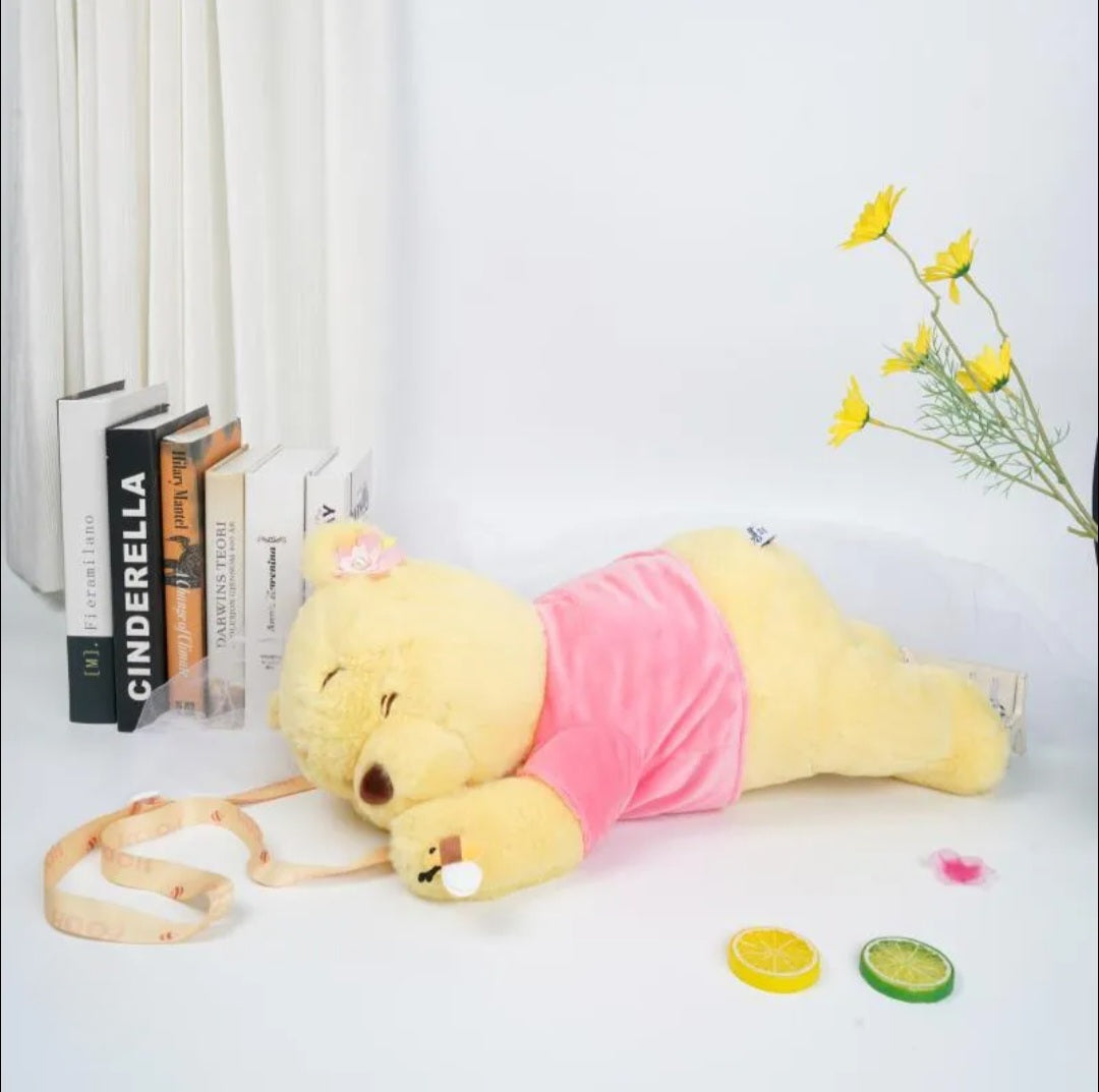 Sleeping Pooh Large (Yellow)