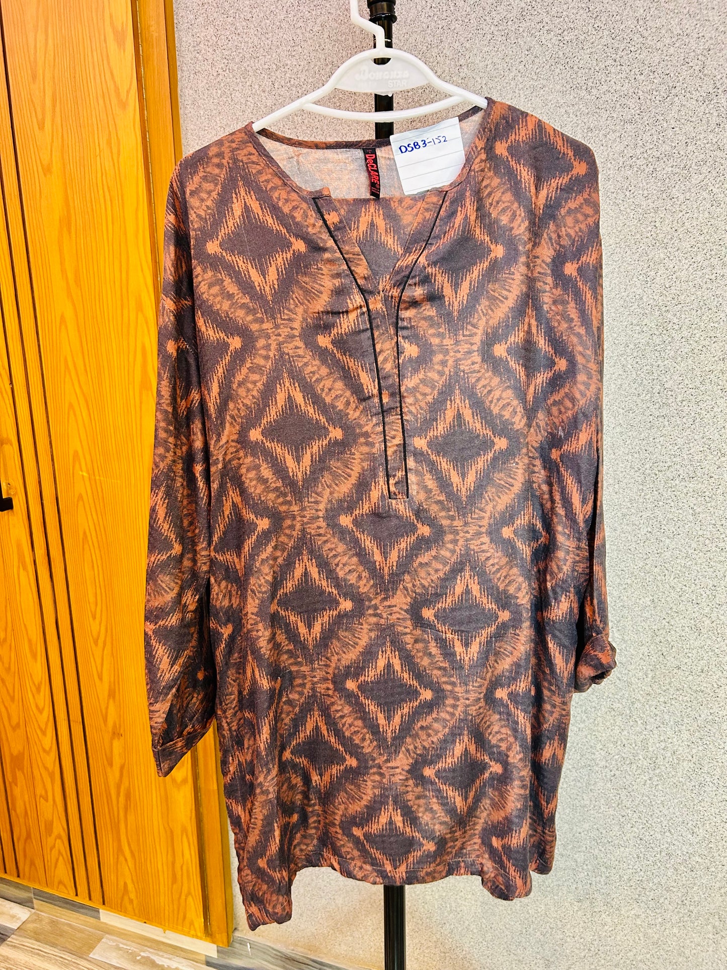 Elegant Kurta Style with Pockets with Shalwar & Dupatta Linen Fabric DSB3-152